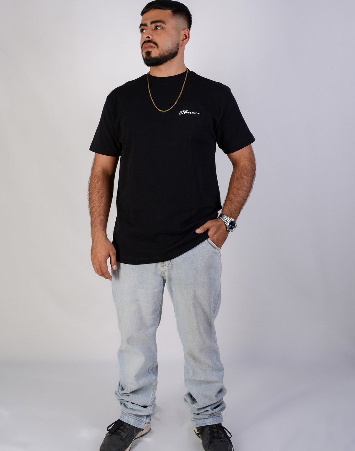 INSTINTO · REGULAR T-SHIRT