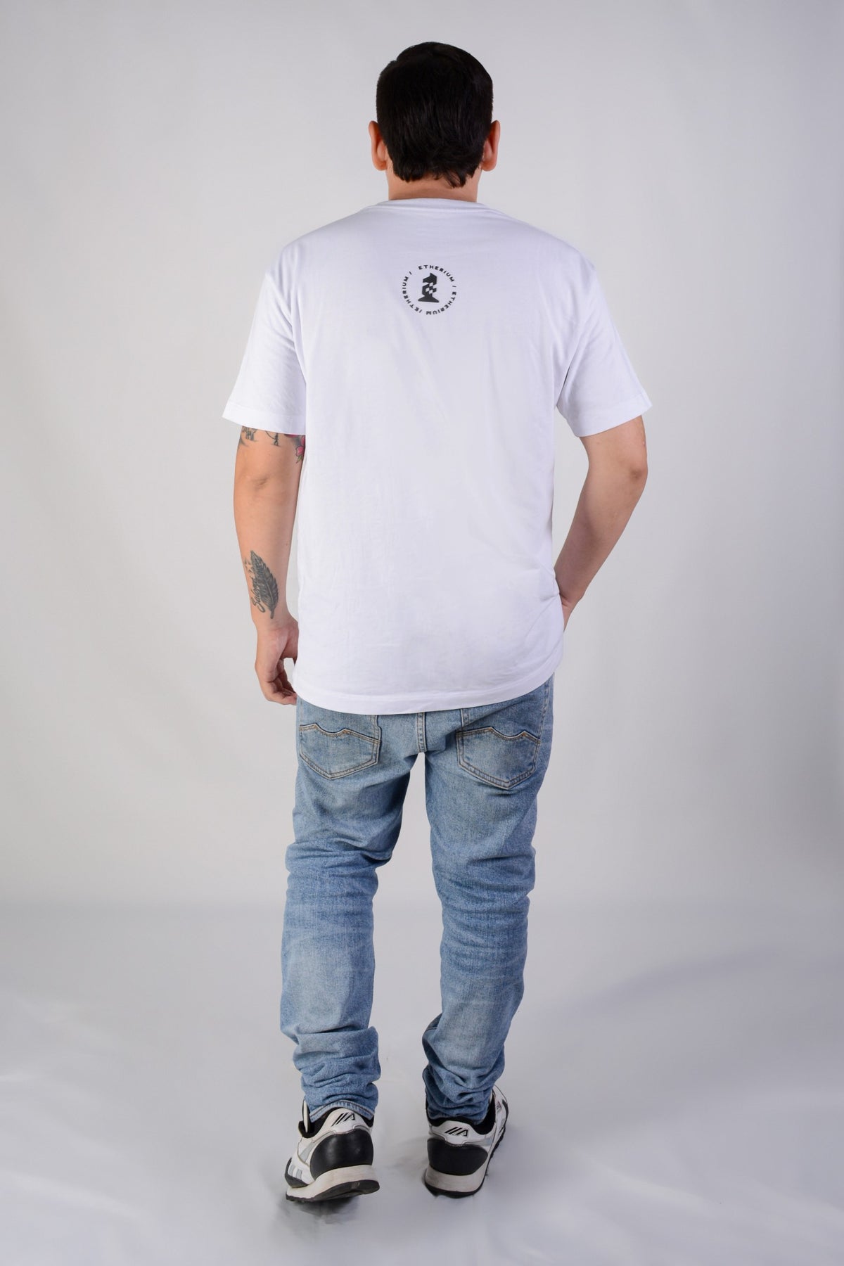 ENROQUE II · REGULAR T-SHIRT